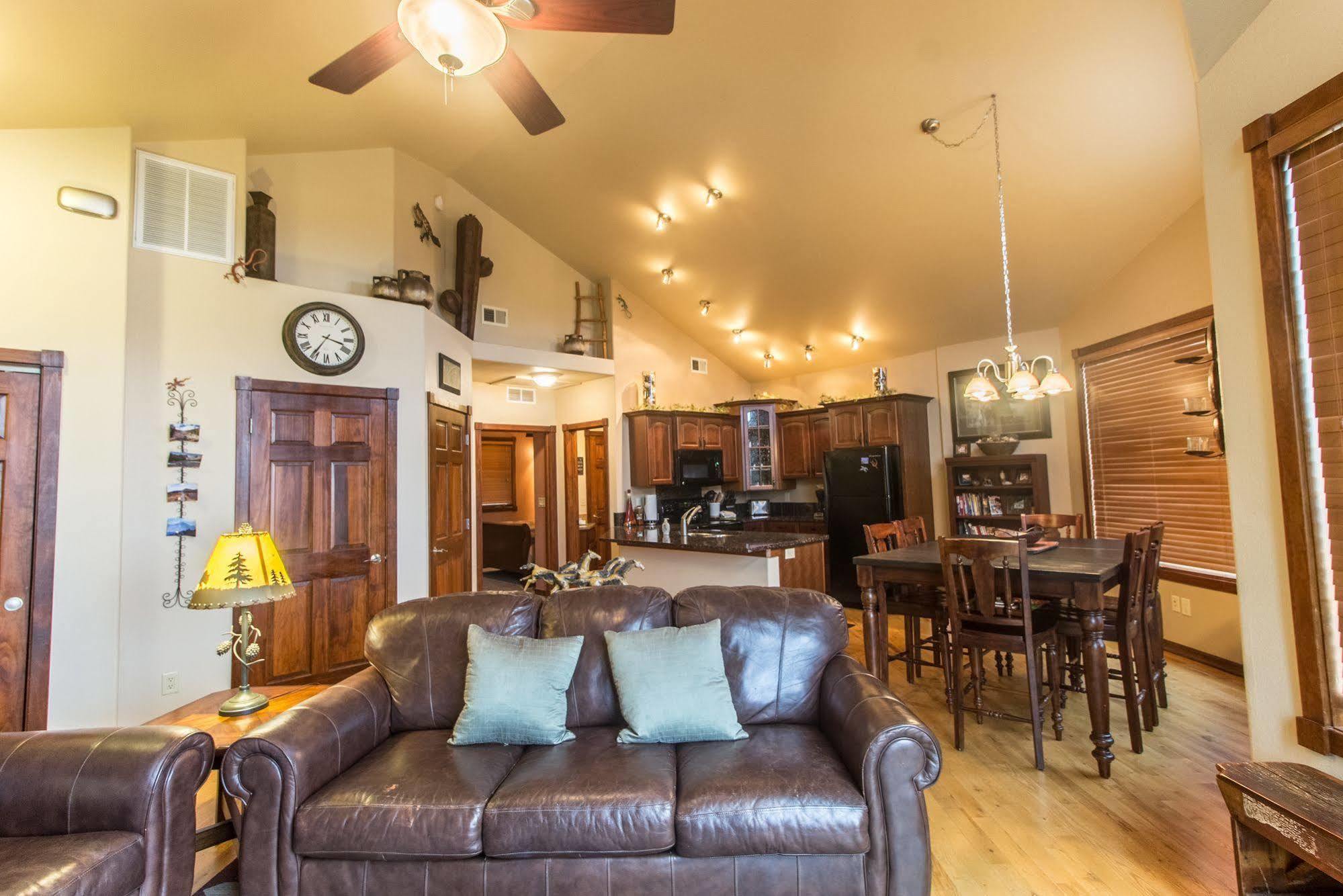 Marys Lake Lodge Mountain Resort And Condos Estes Park Exterior foto